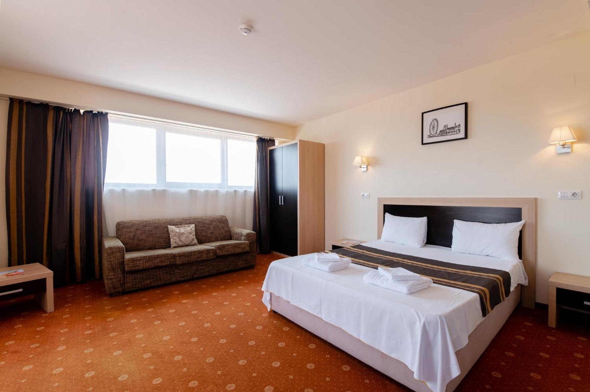 Hotel Oxford By Timhotels Тимишоара Экстерьер фото